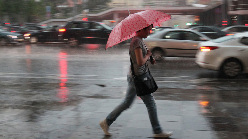 МЧС выпустило экстренное предупреждение об ухудшении погоды в Москве в ближайшие часы