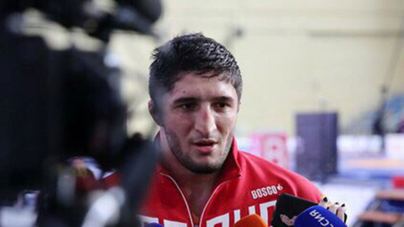 Россиянин Садулаев завоевал золото ЧЕ по вольной борьбе в весе до 92 кг