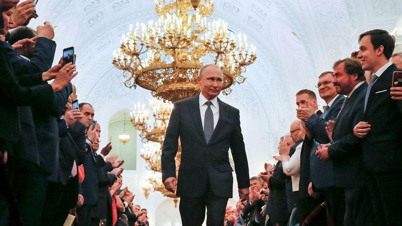 Глава Абхазии поздравил Путина со вступлением в должность президента