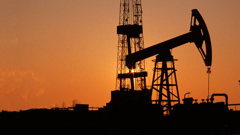Цена на нефть марки Brent впервые с 2014 года превысила $76 за баррель