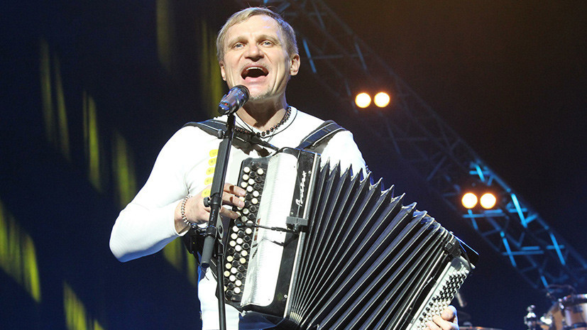 Музыкант Олег Скрипка рассказал об уходе части зрителей с концерта в Гааге из-за его высказываний