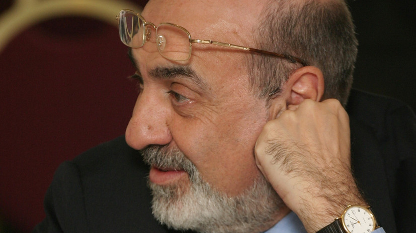 В возрасте 72 лет скончался политолог Игорь Бунин