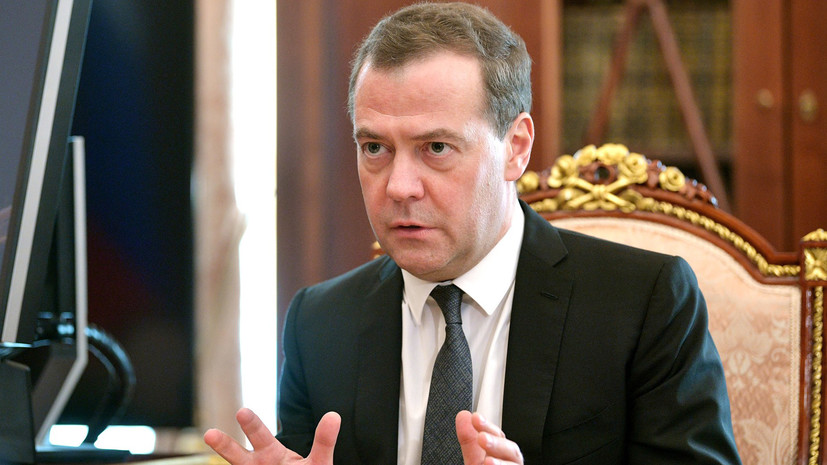 Медведев подписал документ о строительстве ВСМ Челябинск — Екатеринбург