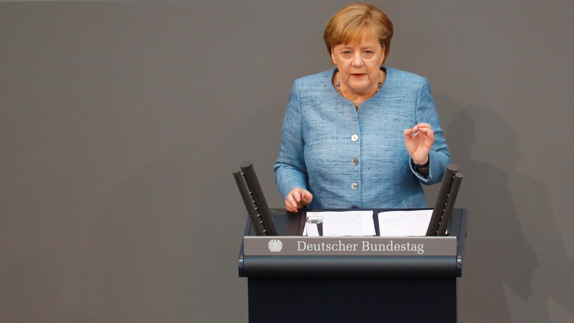 Меркель: Германия и Франция пытаются оживить Минские соглашения