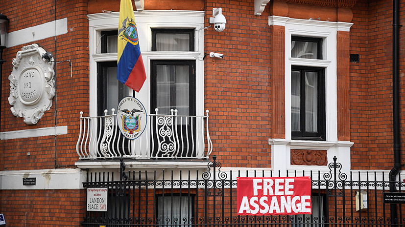 Президент Эквадора приказал немедленно отозвать дополнительную охрану от посольства в Лондоне