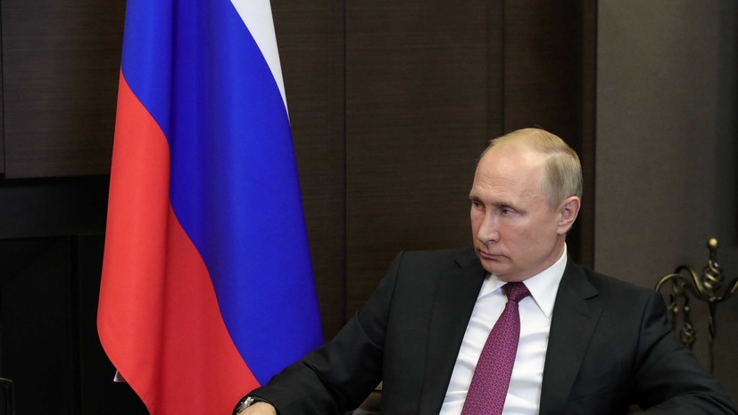 В Кремле огласили темы встречи Путина и Макрона