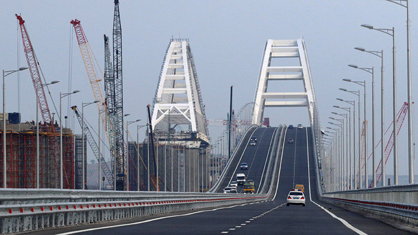 В Госдуме назвали фантомной болью планы Порошенко использовать Крымский мост