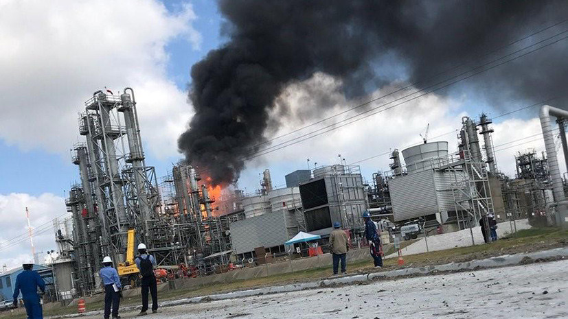 В результате взрыва на химическом заводе в Техасе пострадали 20 человек