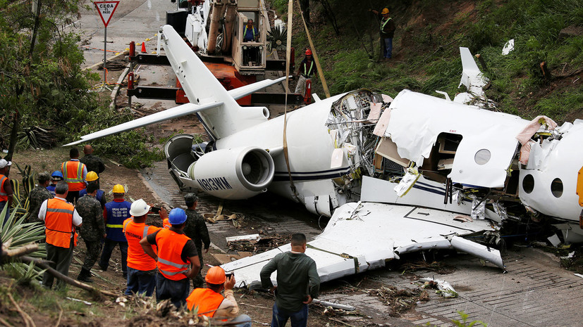 В Гондурасе разбился следовавший из США частный самолёт