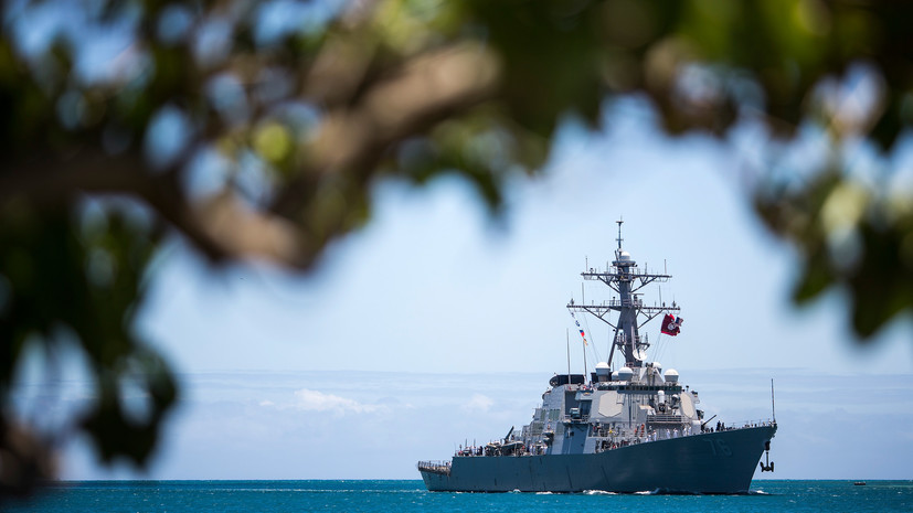 СМИ: Корабли ВМС США прошли рядом со спорными островами в Южно-Китайском море