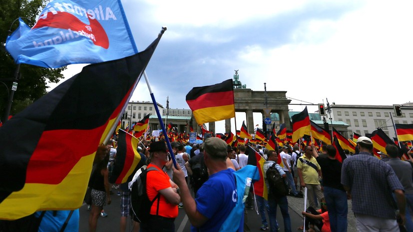 Более 30 тысяч человек вышли на демонстрации в Берлине