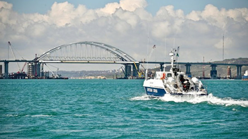 Украинский адмирал сообщил о «гибридной угрозе» в Азовском море