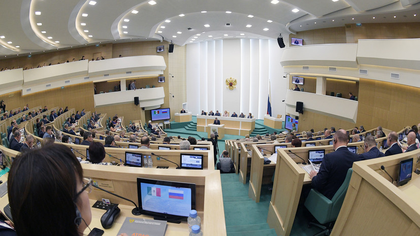 Комитет Совфеда по обороне поддержал закон о контрсанкциях