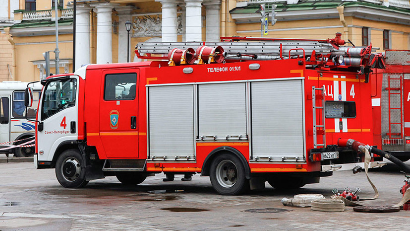 В центре Петербурга произошёл пожар в универмаге