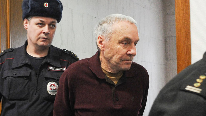 Адвокат заявил, что защите полковника Захарченко не сообщалось о пропаже части изъятых денег