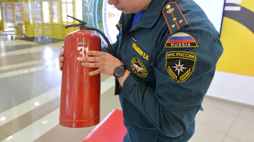 Путин поручил усилить контроль за обеспечением пожарной безопасности в общественных местах