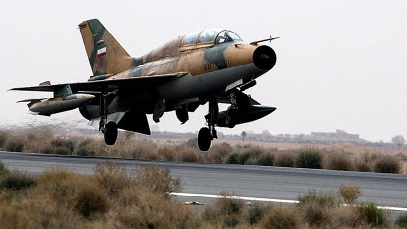 СМИ: В Иране разбился тренировочный истребитель ВВС