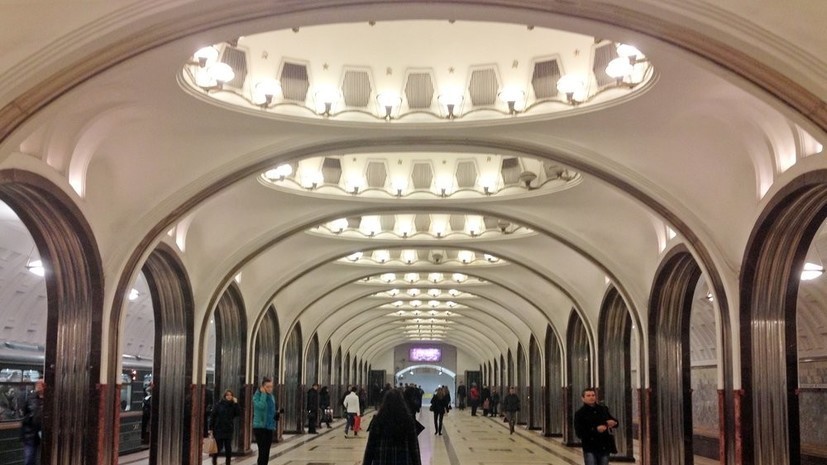 Пожар у станции метро «Маяковская» в Москве потушен