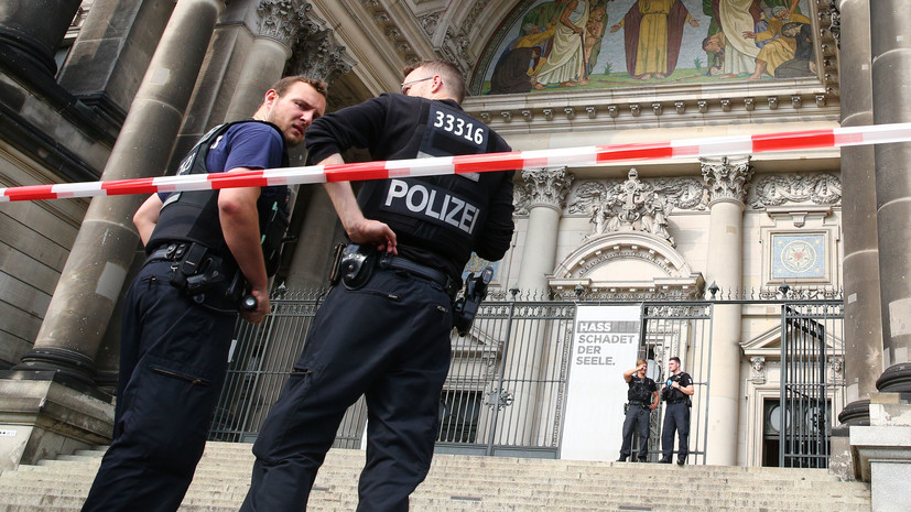 Полиция не рассматривает инцидент в берлинском соборе как попытку теракта