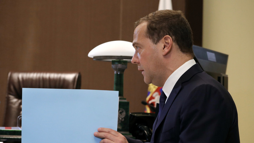 Медведев подписал постановление о расширении возможностей использования маткапитала