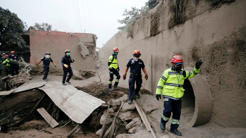 Число погибших из-за извержения вулкана в Гватемале возросло до 38
