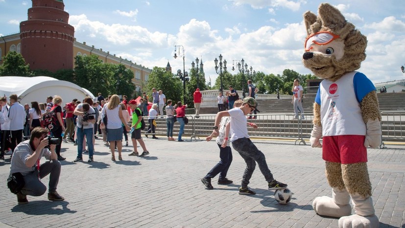 В Москве подготовили 27 бесплатных экскурсий ко Дню России
