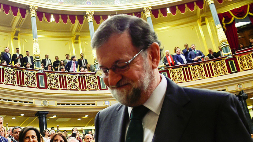 Экс-премьер Испании покидает пост главы Народной партии