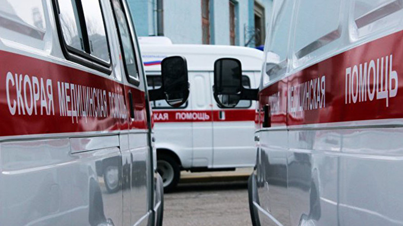 В Смоленске машина вылетела на тротуар и сбила двух женщин с ребёнком