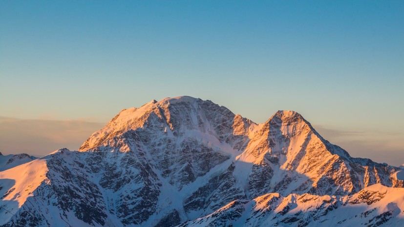 Заблудившиеся на Эльбрусе иностранные альпинисты найдены