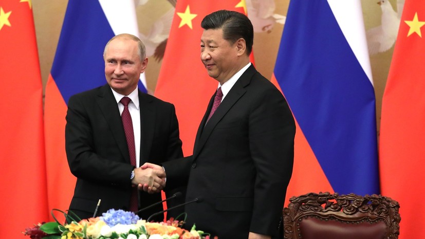 Си Цзиньпин назвал «уникальным домом» подаренную Путиным русскую баню