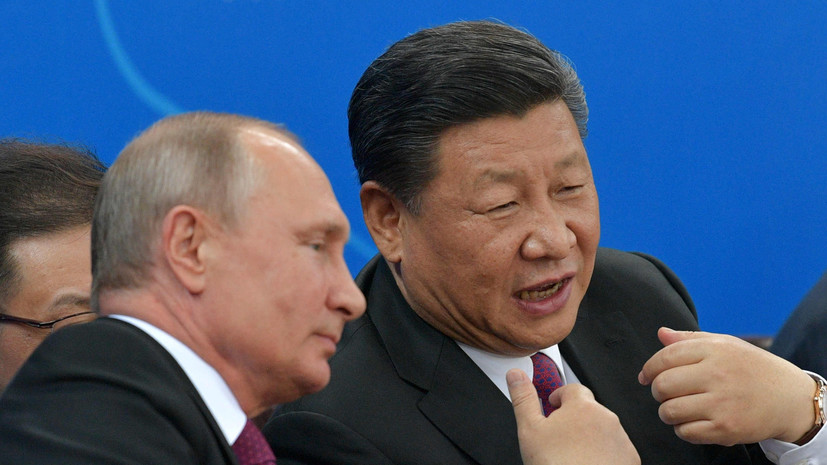 Си Цзиньпин подарил Путину древнюю китайскую арфу и глиняную статуэтку