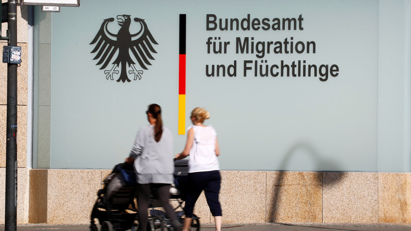 Глава МВД Германии анонсировал пересмотр политики в отношении беженцев