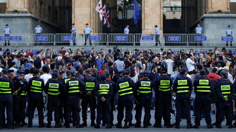 В Тбилиси в ходе акции протеста задержали несколько человек