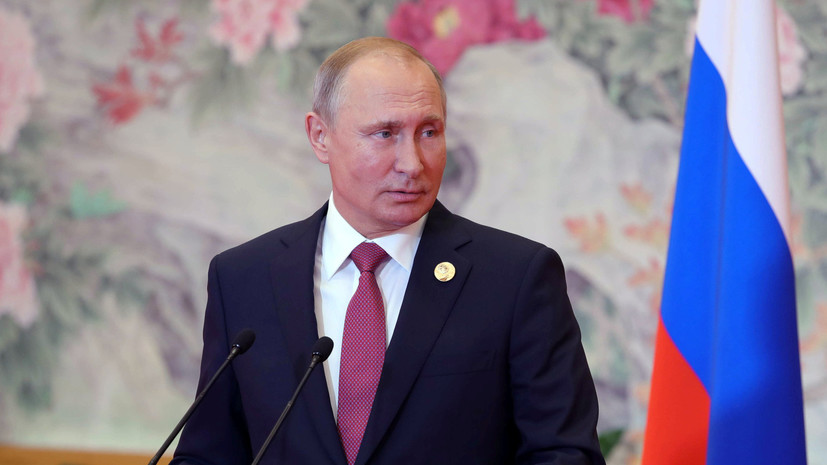 Лукашенко и президент Узбекистана поздравили Путина с Днём России