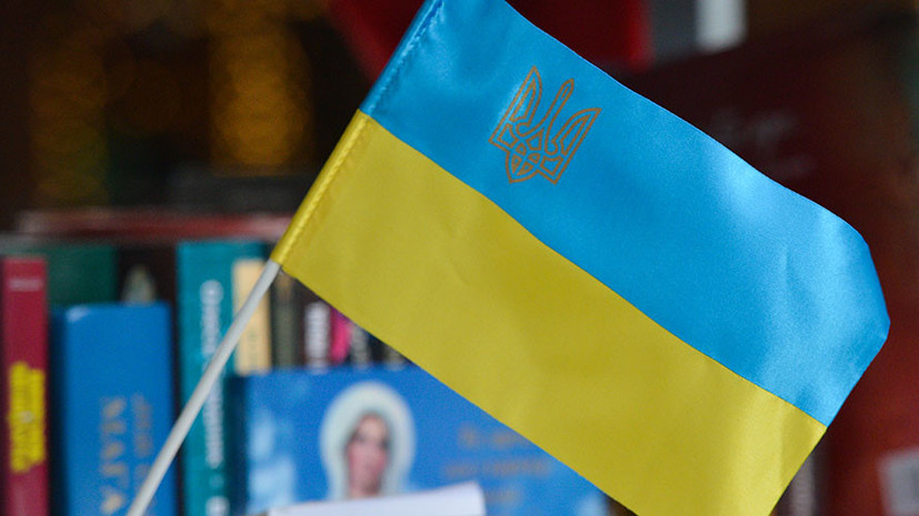 Украина намерена открыть восемь визовых центров в России