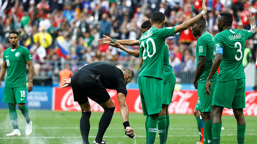 Футболистов Саудовской Аравии накажут за поражение от сборной России