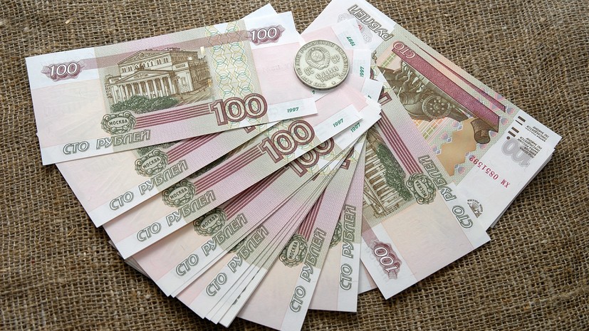 Курс доллара поднялся выше 64 рублей