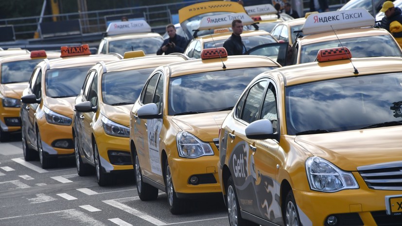 В Госдуме предложили обязать таксистов установить тахографы