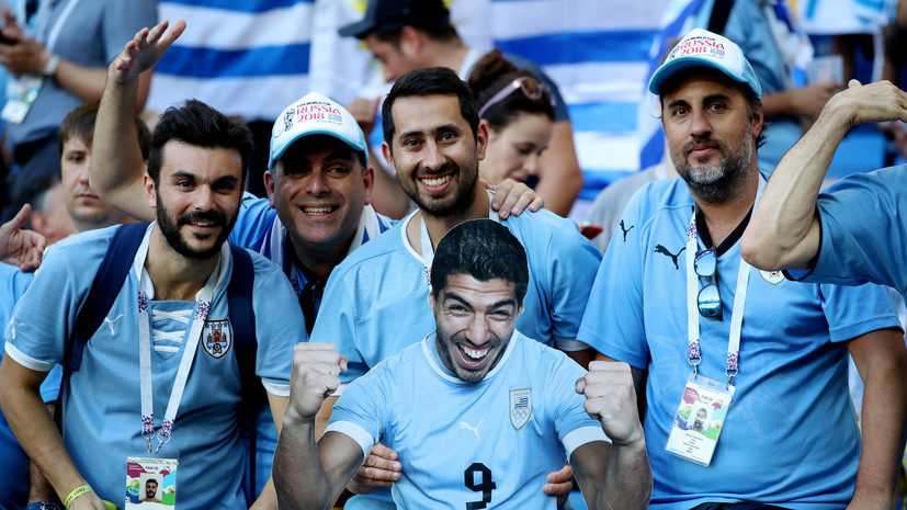 Фанат в костюме Человека-Паука и огромное изображение Месси: что происходит в России в седьмой день ЧМ-2018 по футболу