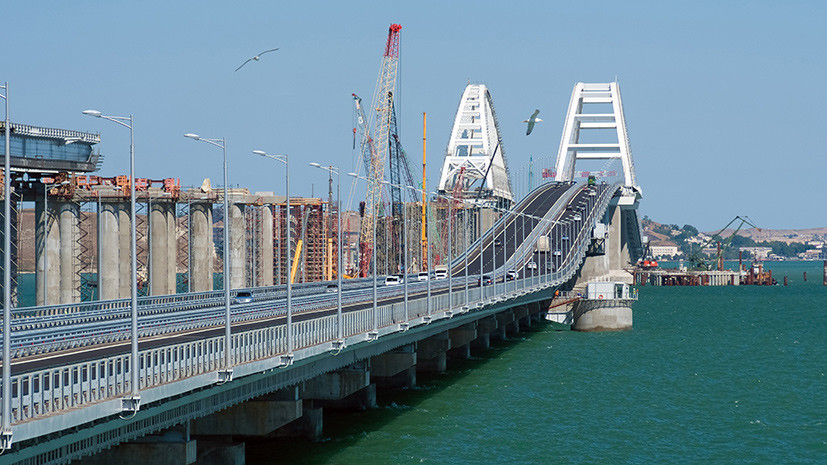 «Символ возвращения в Россию»: более полумиллиона автомобилей проехали по Крымскому мосту с момента его открытия
