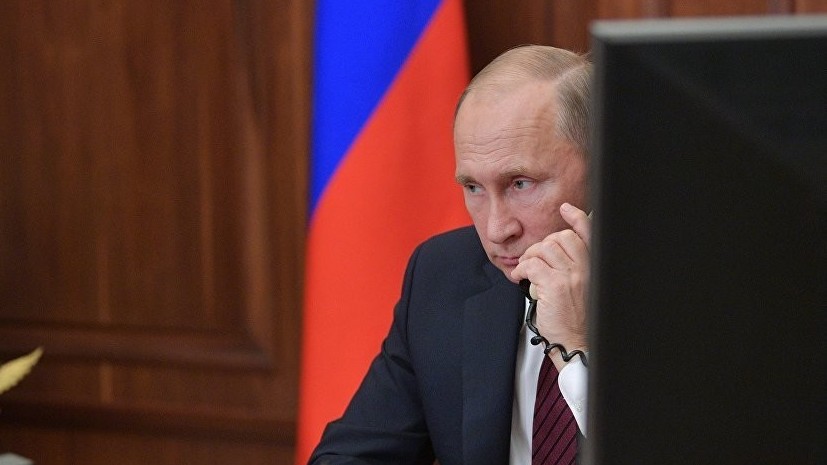 В Кремле раскрыли подробности разговора Путина и Порошенко