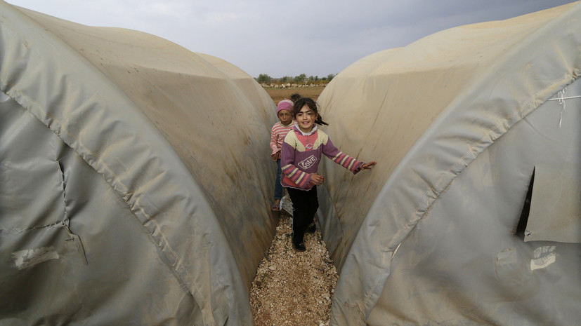 В Сирии возобновили работу гуманитарного коридора из зоны деэскалации «Идлиб»