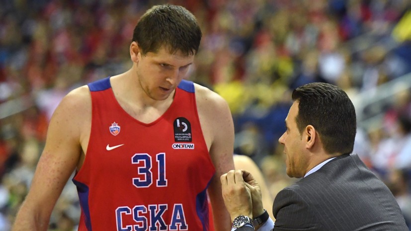 СМИ: Баскетболисты Хряпа и Фридзон покидают ЦСКА