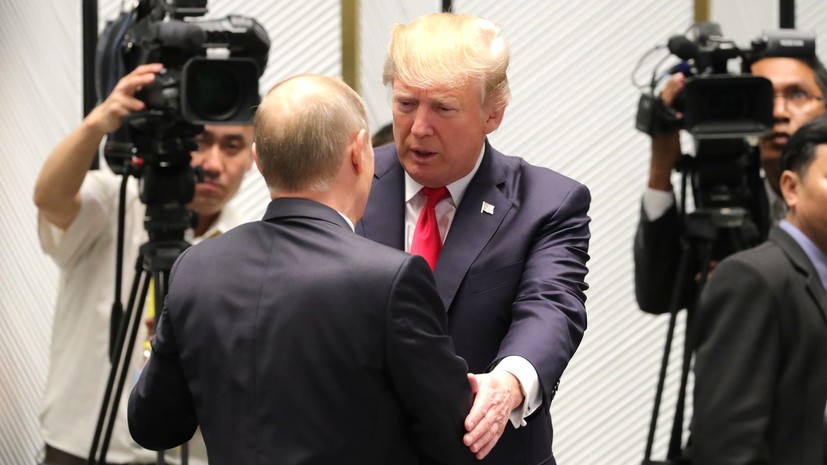 В Белом доме заявили, что Болтон в Москве обсуждает возможность встречи Трампа и Путина
