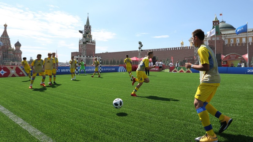 Путин посетит Парк футбола на Красной площади