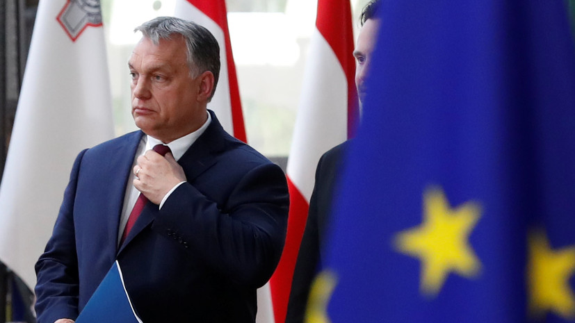 Премьер Венгрии призвал власти ЕС положить конец «нашествию мигрантов в Европу»