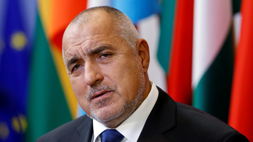 Парламент Болгарии отклонил вотум недоверия правительству страны