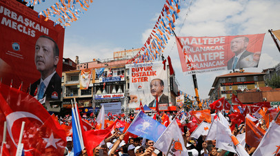 Митинг сторонников Реджепа Тайипа Эрдогана