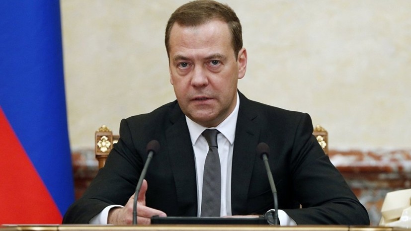 Медведев поздравил с юбилеем одного из создателей «Ну, погоди!» Курляндского