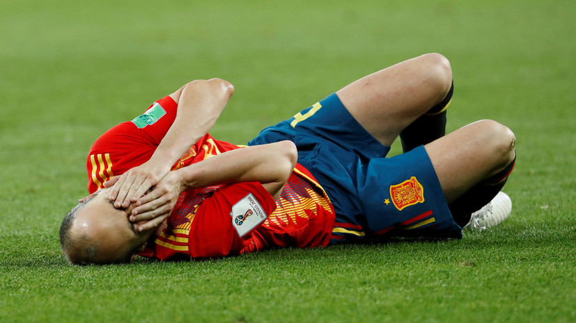 Иньеста после матча с Россией объявил об уходе из сборной Испании